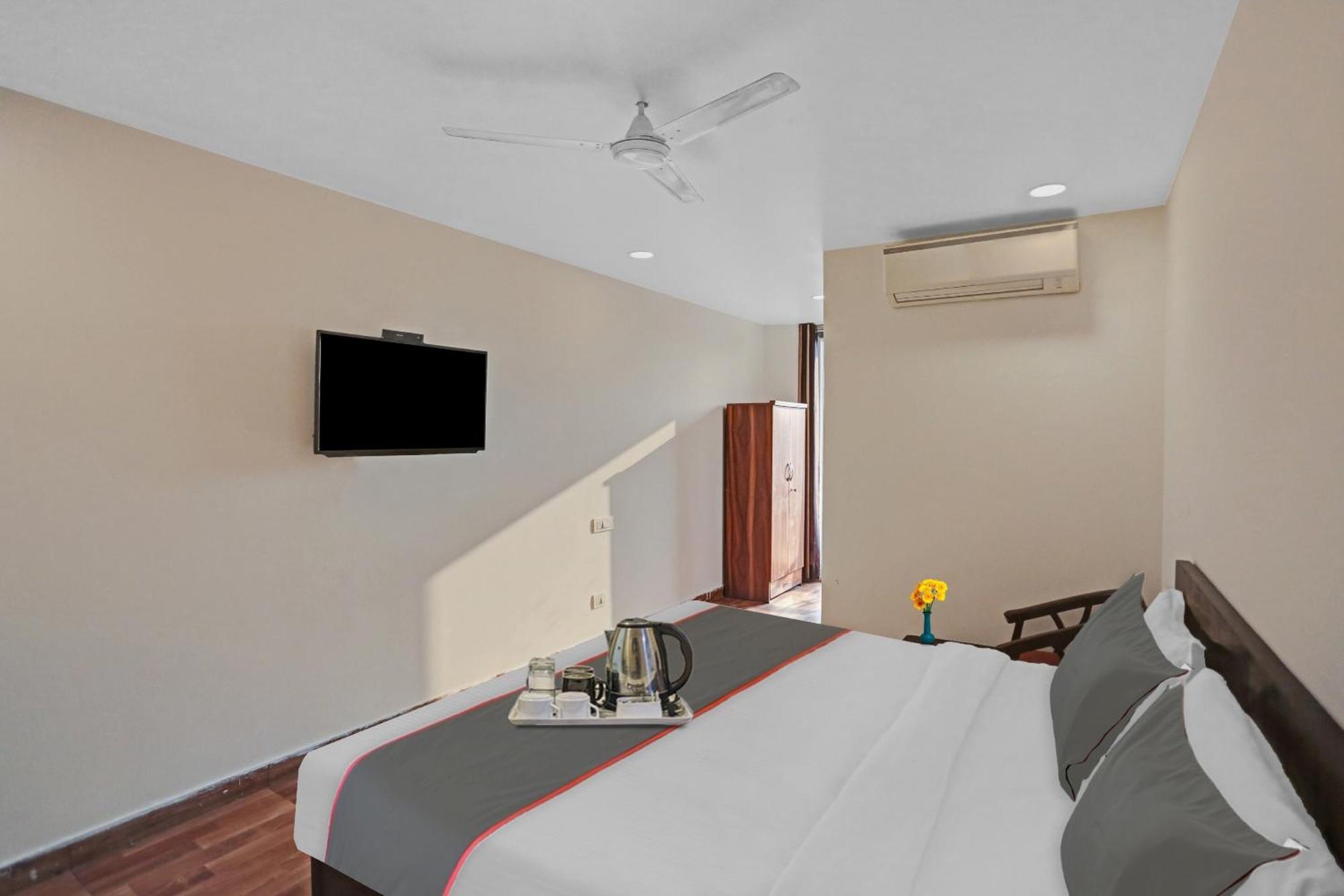 Hotel O The Grand Palm Gurgaon Zewnętrze zdjęcie