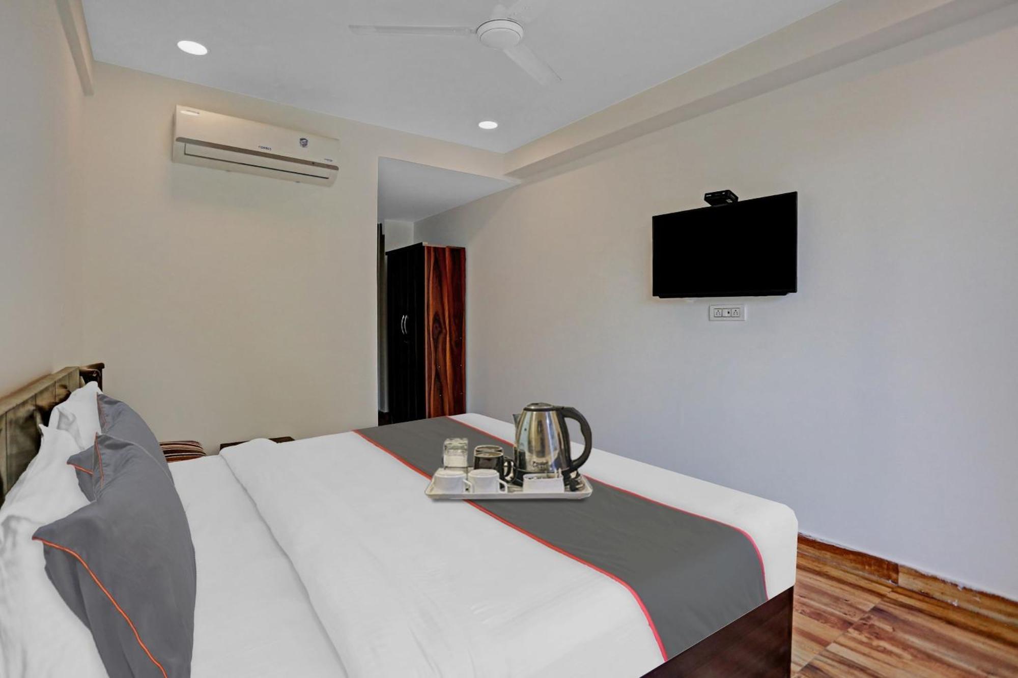 Hotel O The Grand Palm Gurgaon Zewnętrze zdjęcie